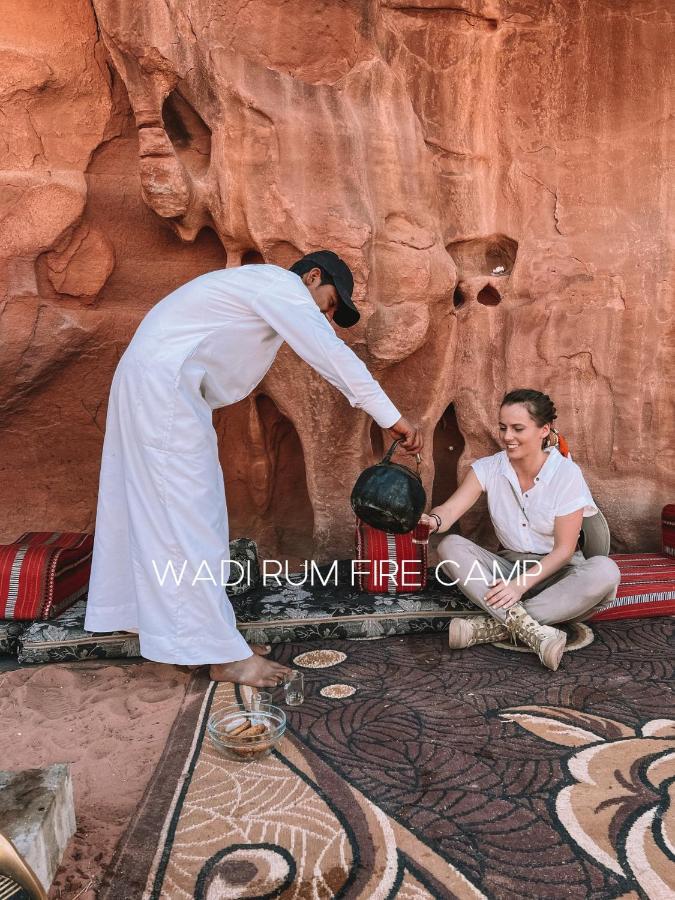 Wadi Rum Fire Camp Exteriör bild